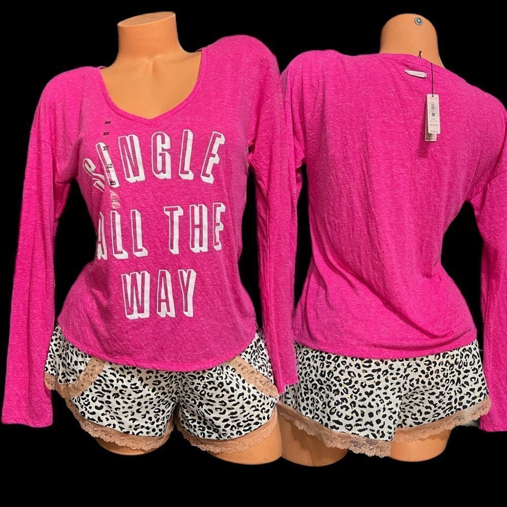 Victoria’s Secret Soft long sleeve V neck top & animal print shorts pajama set S